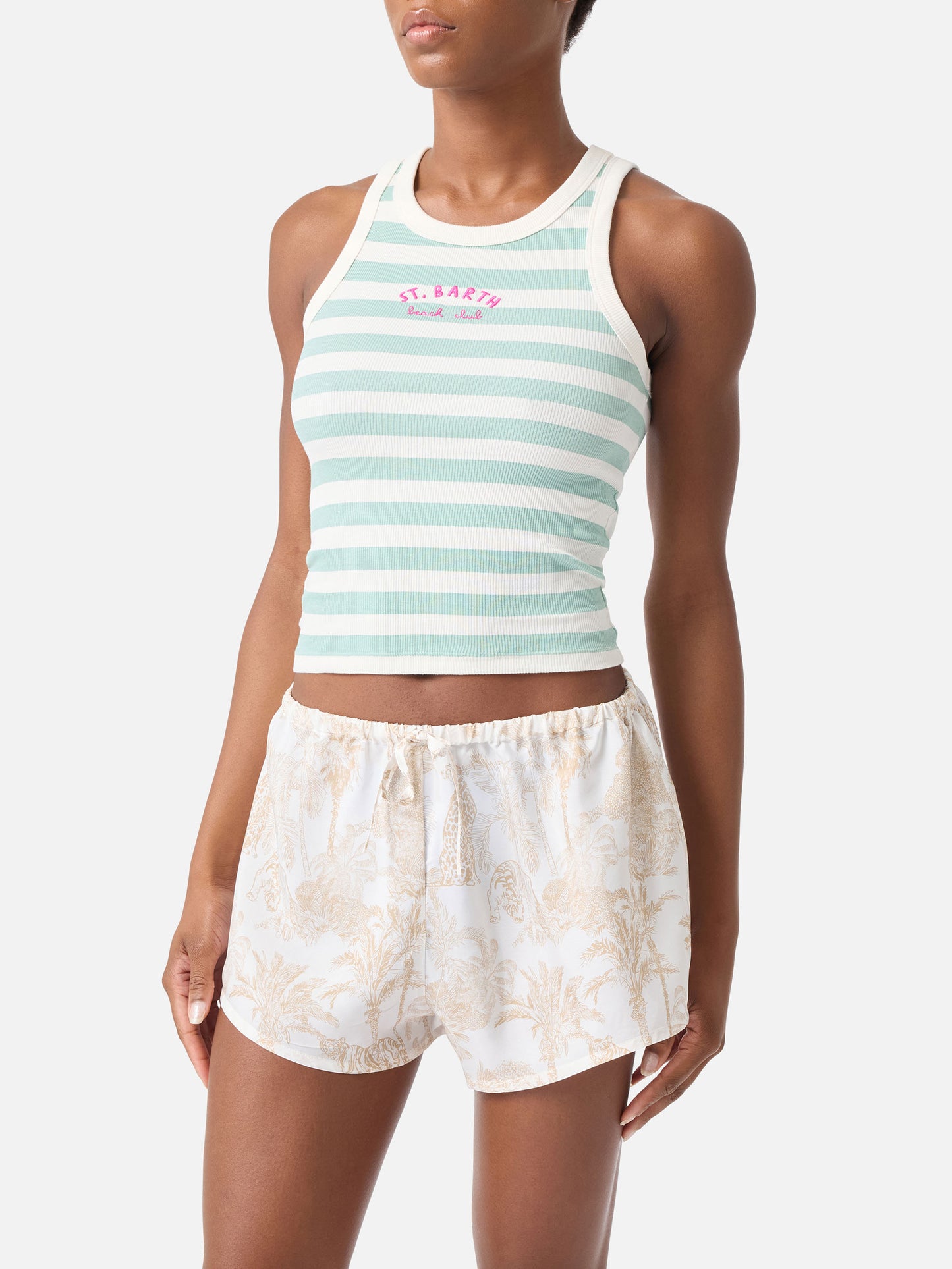 Camiseta de tirantes Ada de rayas verde salvia con bordado beach club 