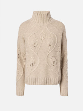 Beigefarbener Alais-Pullover mit Stehkragen aus Kaschmirmischung mit 3D-Blumen