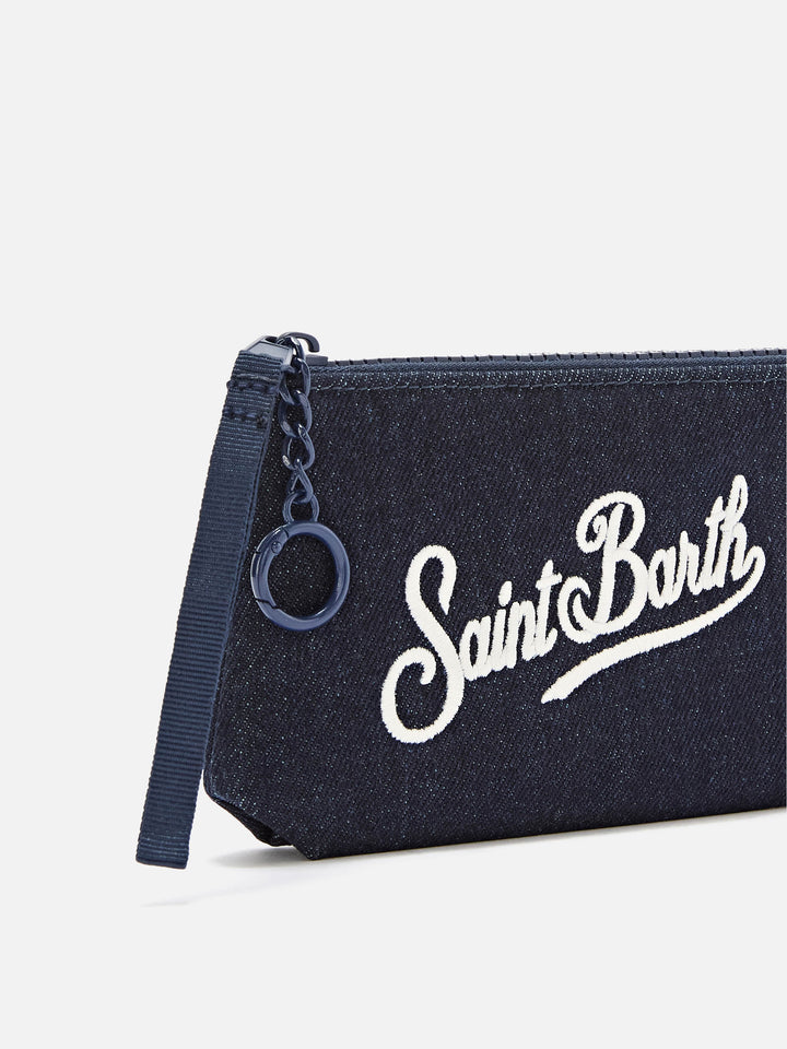 Blue Mini Aline en denim pouch con bordado del logo 