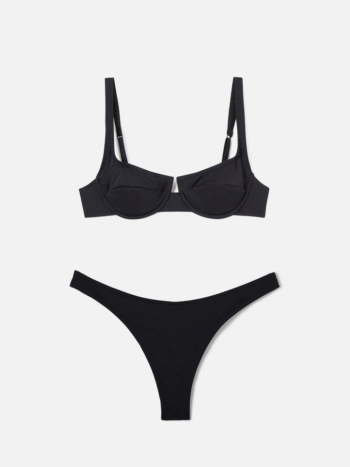 Bikini balconette Amira Naomi negro de color liso 