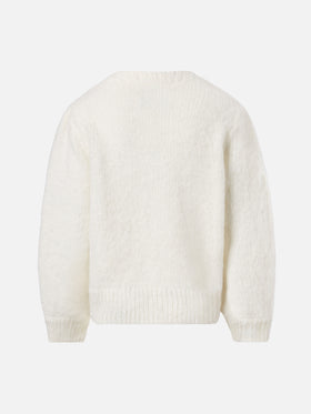 Gebürsteter Pullover Bloom Soft mit gehäkelten Herzapplikationen