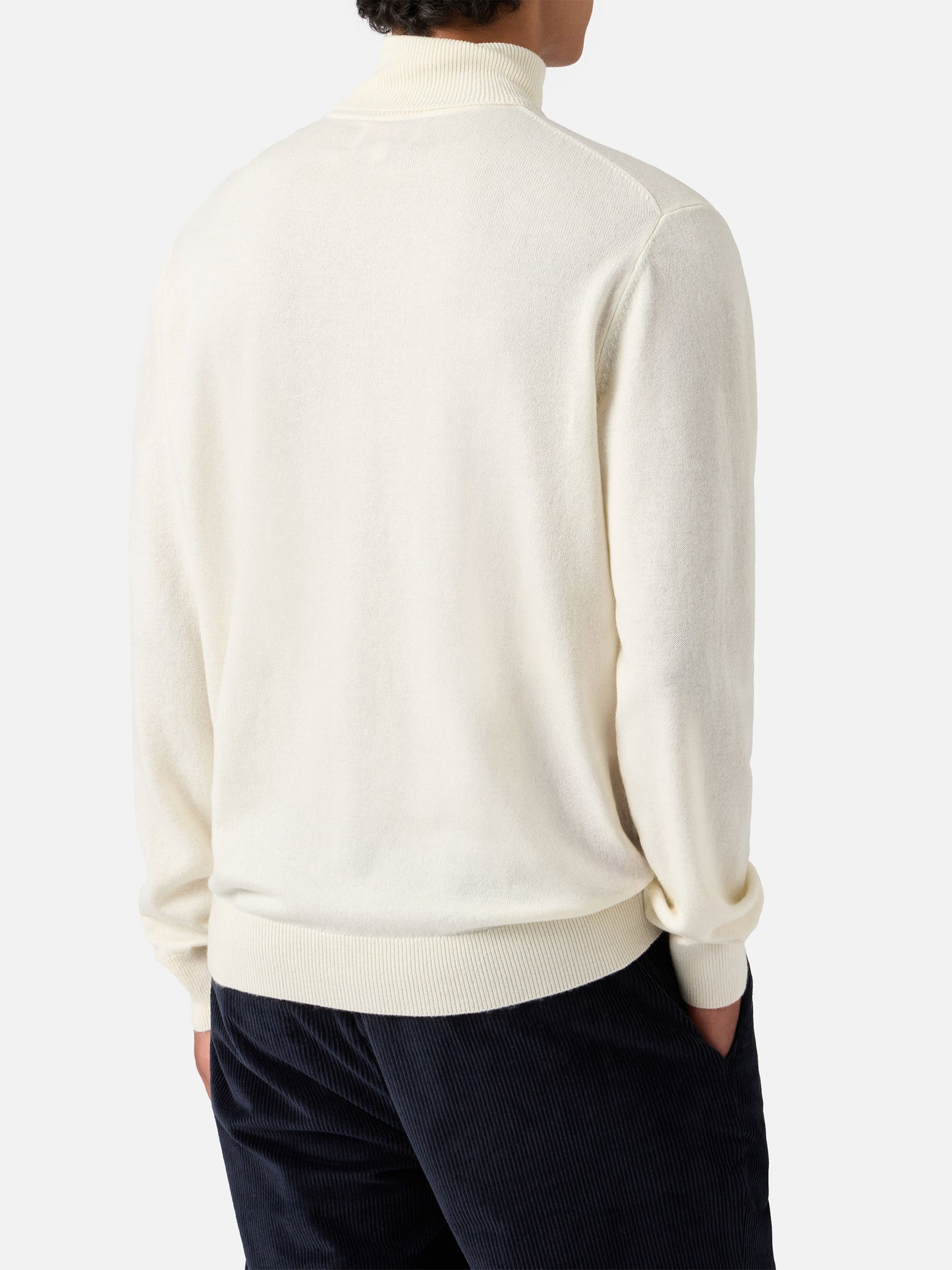 Rollkragenpullover Bond aus weißer Merinowolle und Kaschmir