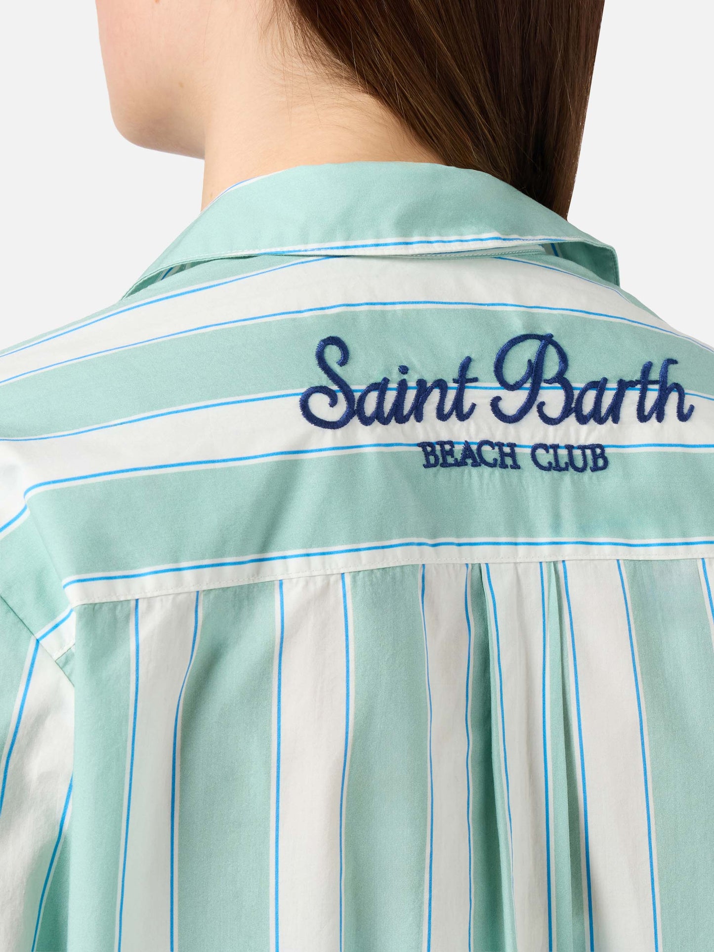 Camisa Brigitte de algodón con rayas verdes y bordado Sport Club 