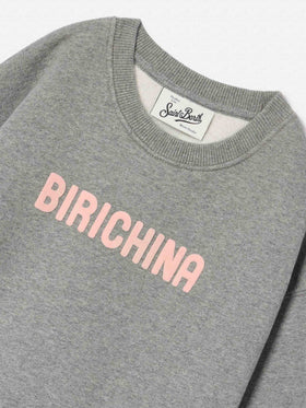 Graues Sweatshirt aus Briony Baumwollmix mit Birichina-Flockprint 