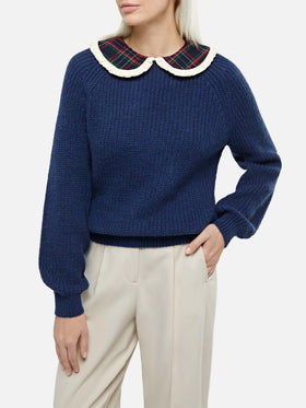 Damenpullover Calia in Marineblau aus Rippstrick mit Tartan-Kragen und Schleife 