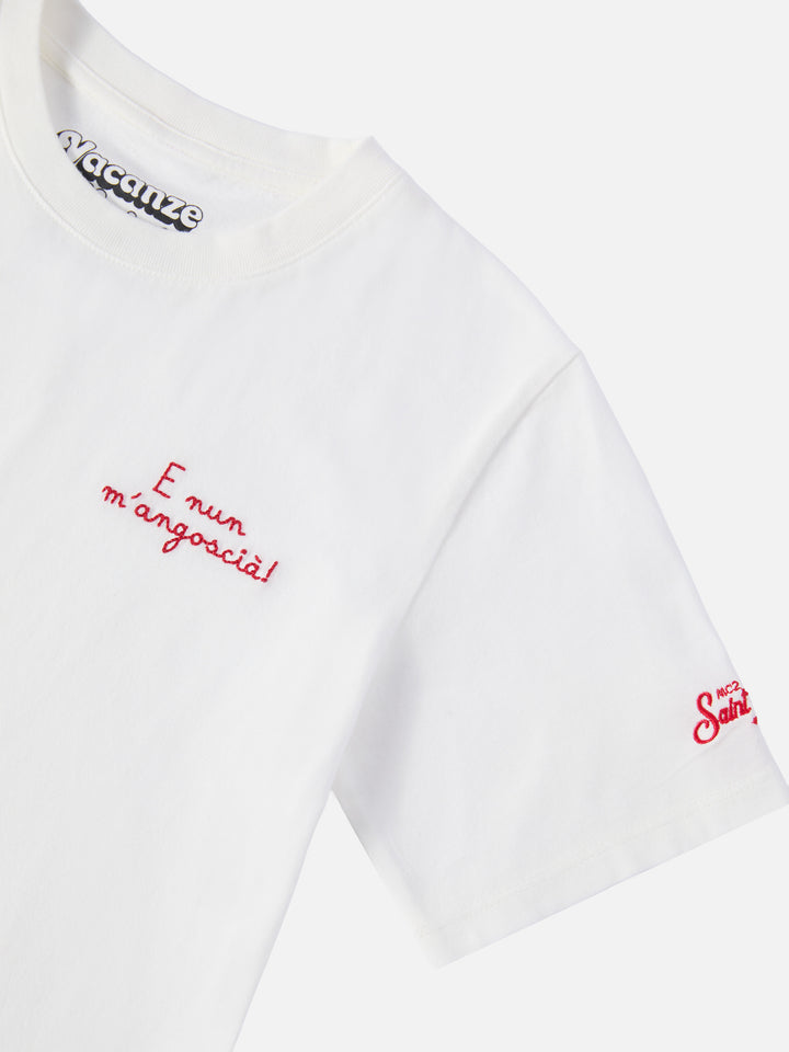 Cameron Warm winter cotton T-shirt in white with E nun m’angoscià! embroidery | VACANZE DI NATALE SPECIAL EDITION