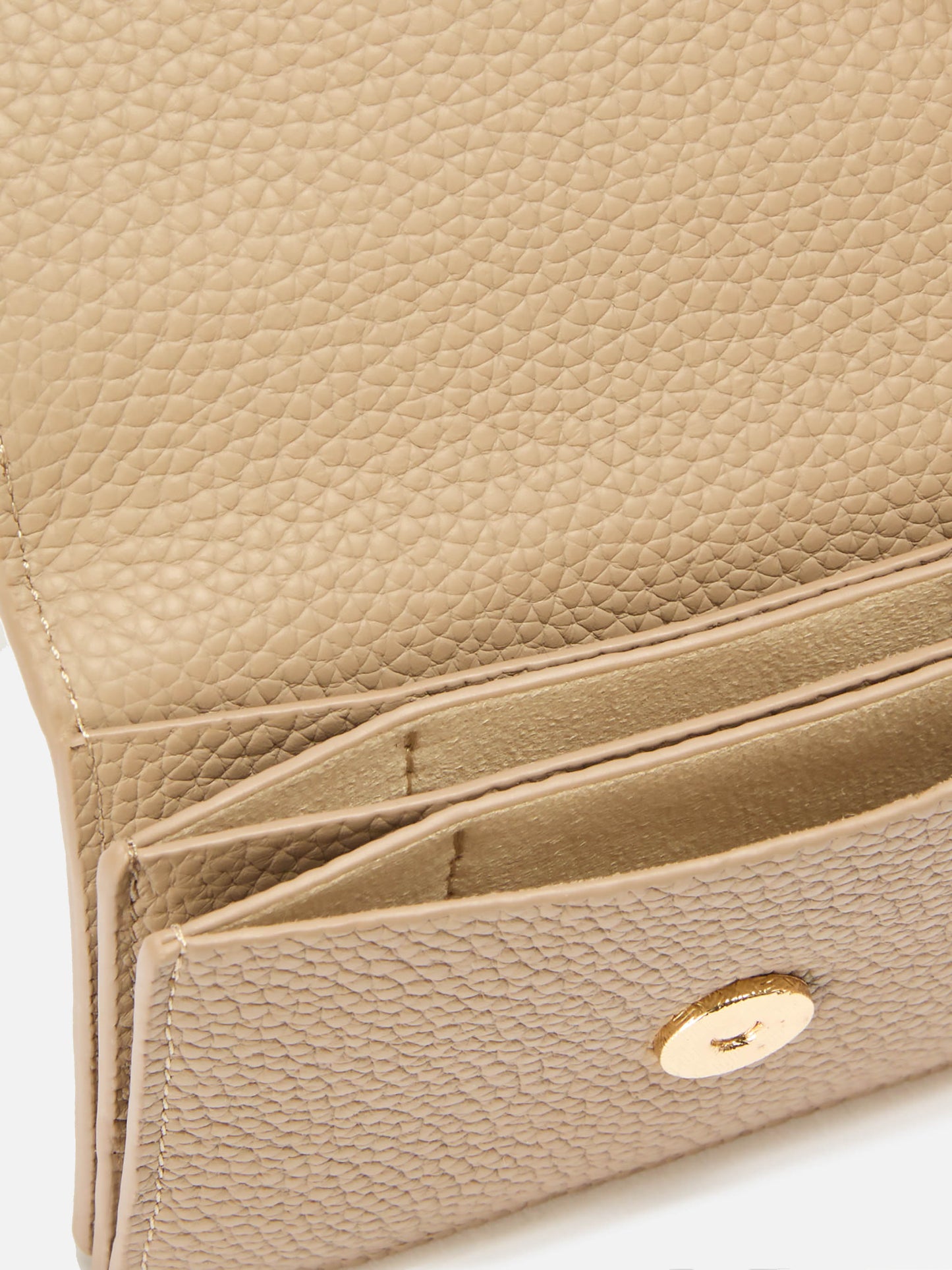 Porte-cartes en cuir noisette martelé 