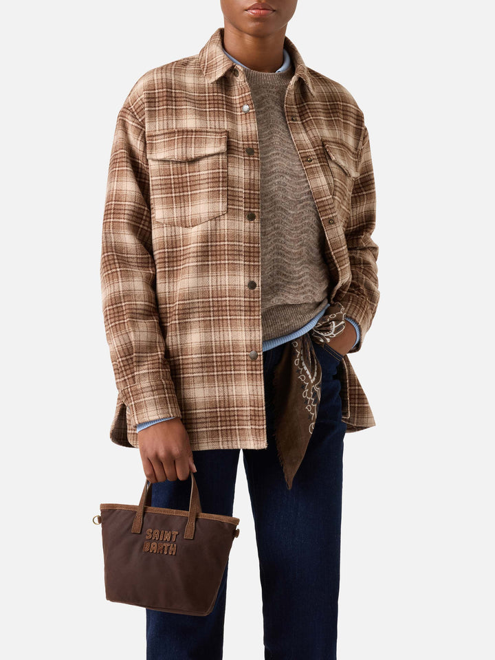 Bolso Brown Mini City encerado con bordado del logo 