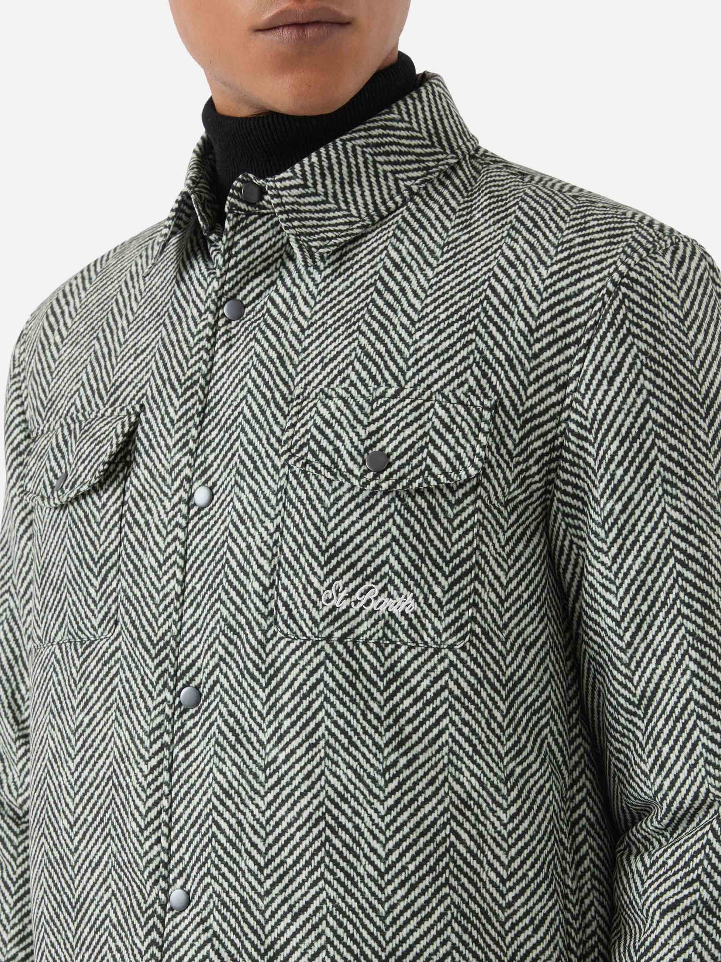 Sobrecamisa Chalet de tejido técnico con estampado de espiga 