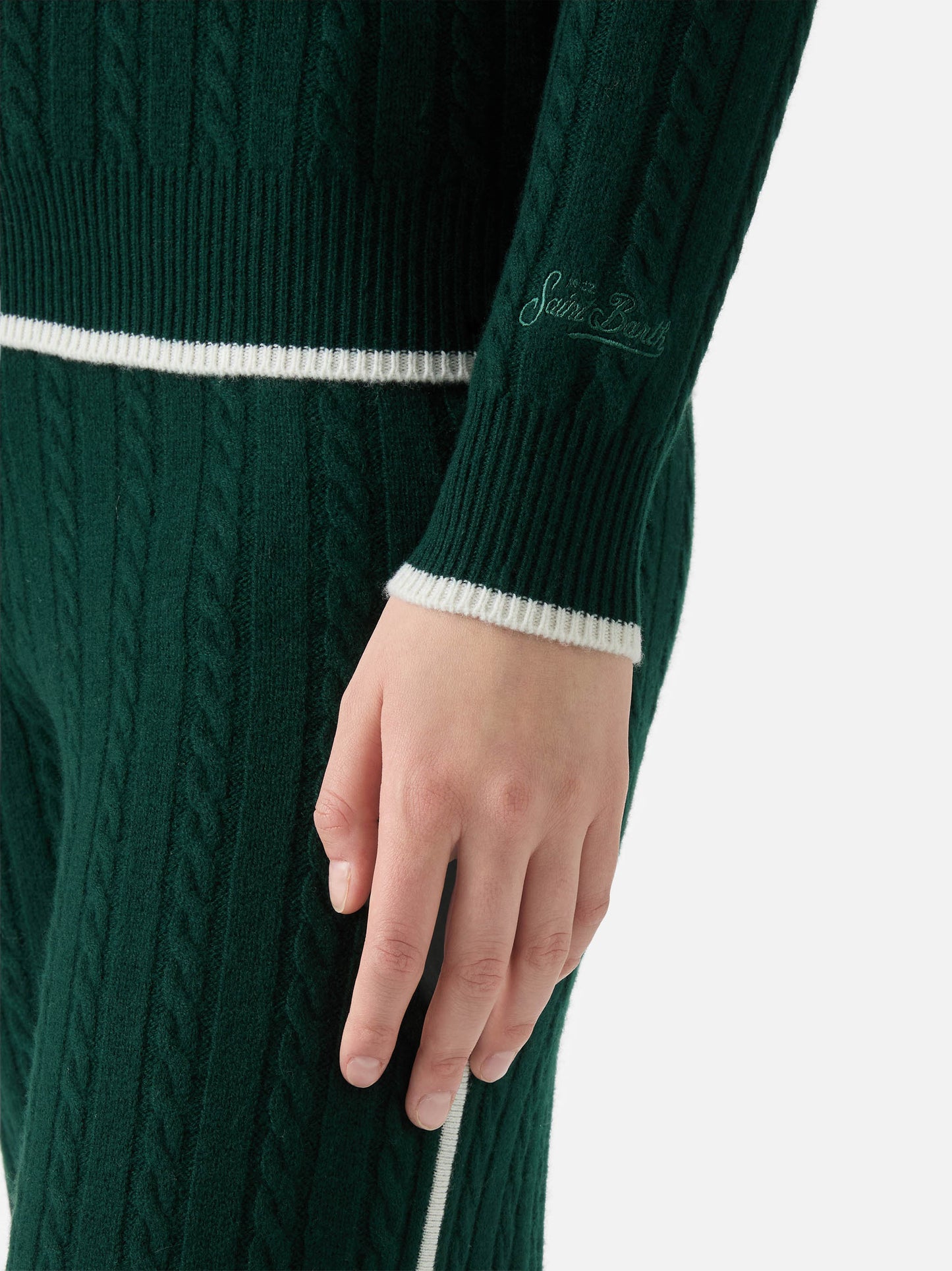 Polo de lana de punto trenzado Clichy en verde British 