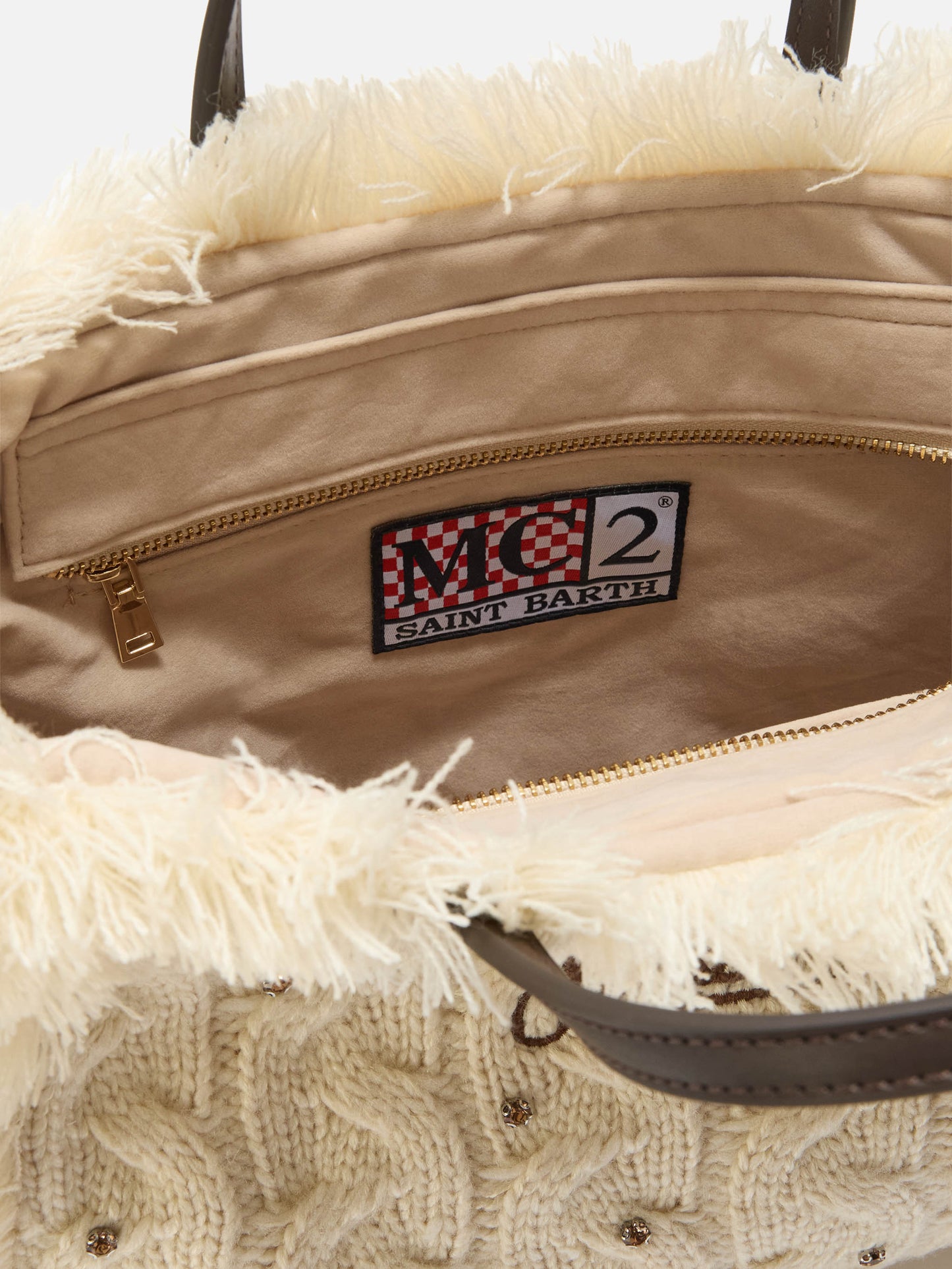Colette Wollflechthandtasche aus weißem, geflochtenem Wollmischgewebe mit Strasssteinen