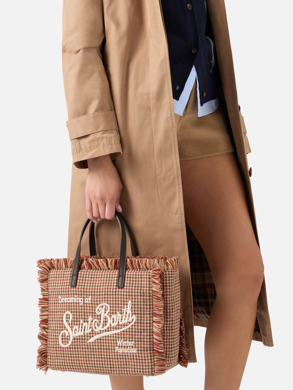 Beige Tasche aus Colette Wolle mit Hahnentrittmuster 