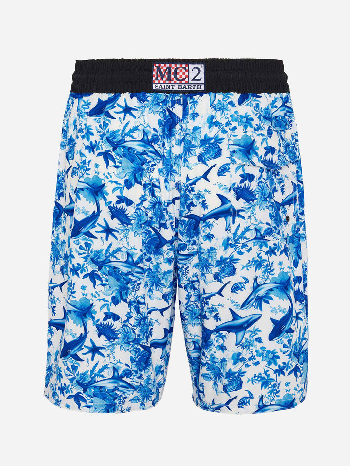 Comfort Surf Badeshorts mit Hai-Print | KI-GEENTWICKELTES DESIGN VON RICKDICK - POWERED BY RED-EYE
