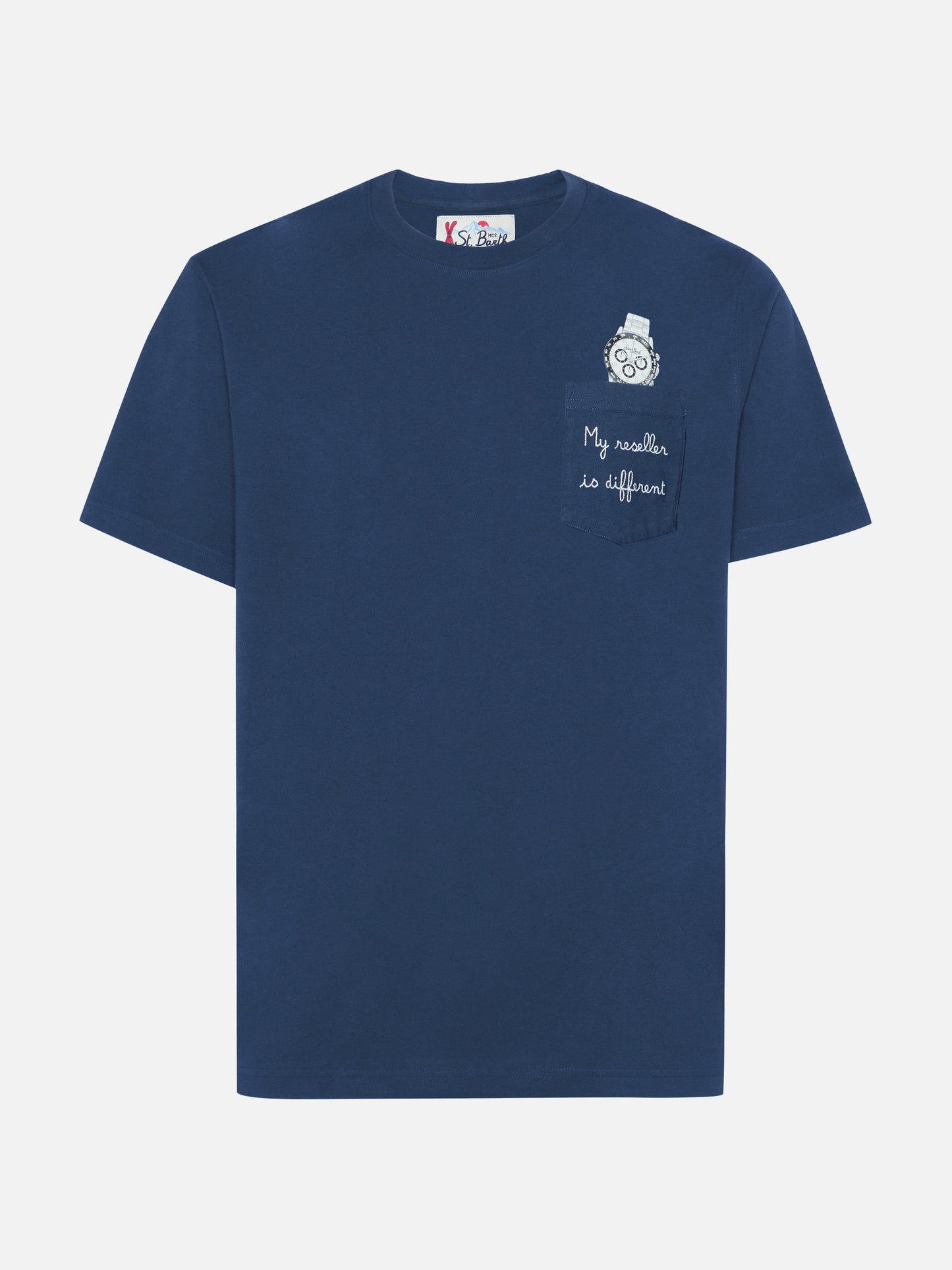 Blaues Connor T-Shirt aus Baumwolle mit „My reseller is different“-Stickerei auf der Tasche 
