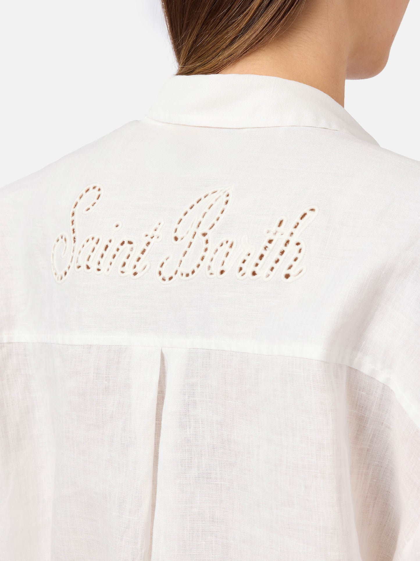 Chemise Cristal en lin blanc avec broderie Saint Barth perforée 