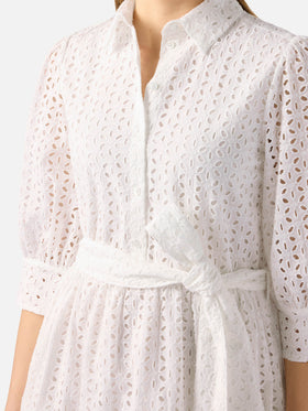 Weißes Baumwoll-Kurzkleid Daisi mit Stickereien