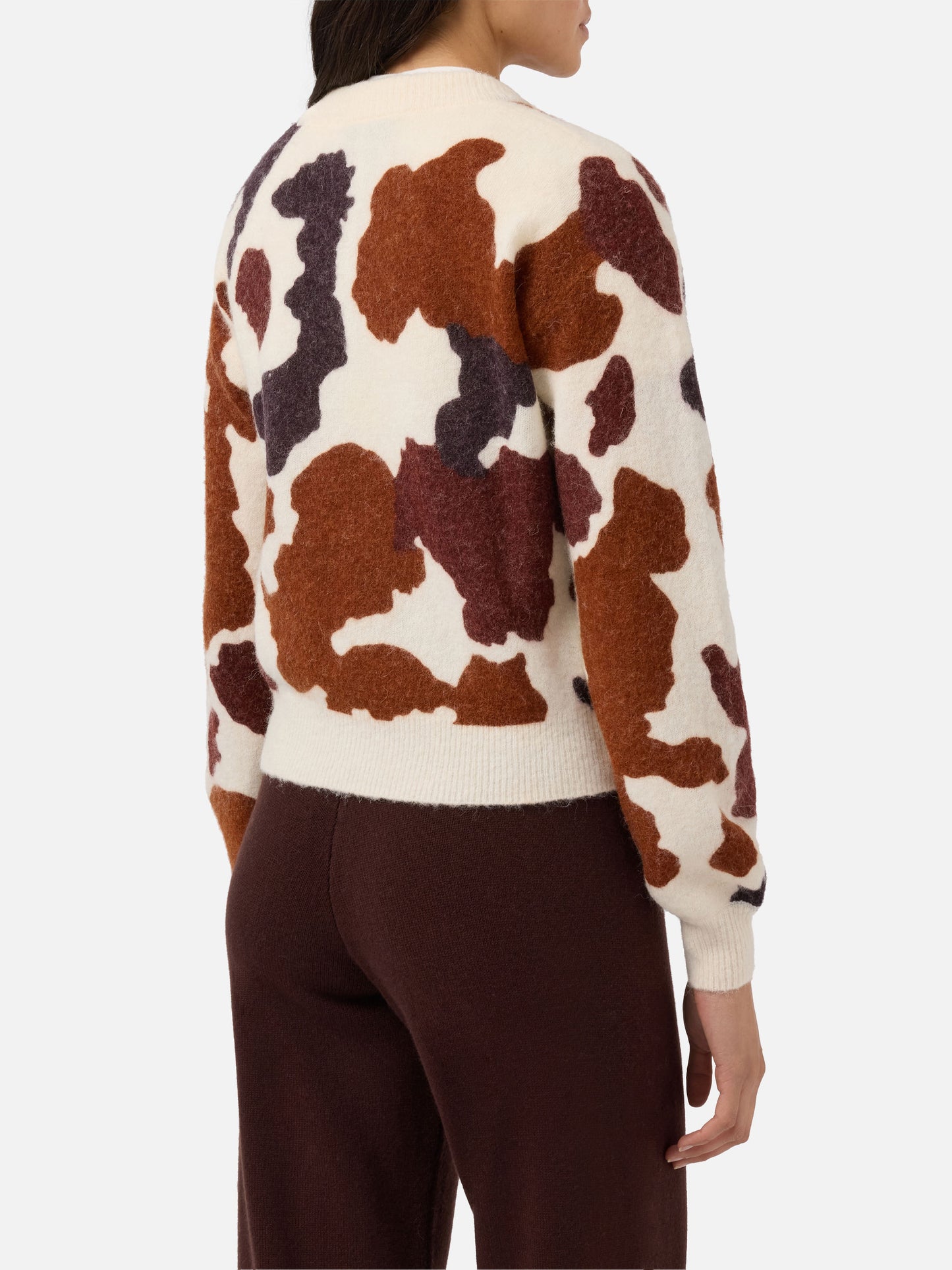 Danya Stretch-Pullover aus Merinowolle und Alpaka-Mischgewebe mit Kuhmuster