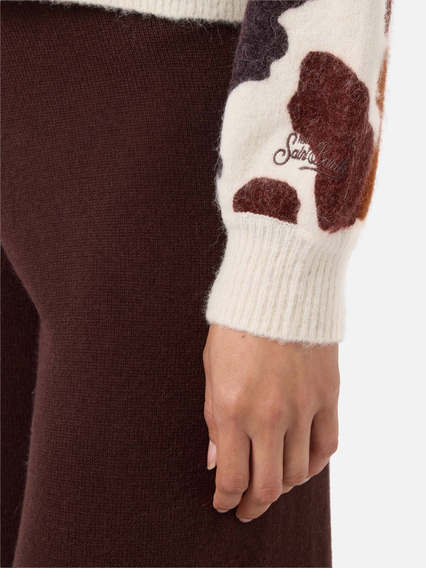 Danya Stretch-Pullover aus Merinowolle und Alpaka-Mischgewebe mit Kuhmuster