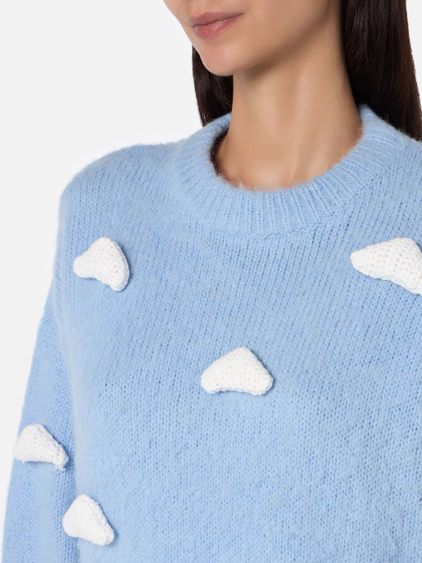 Pull en maille brossée avec détails nuages 