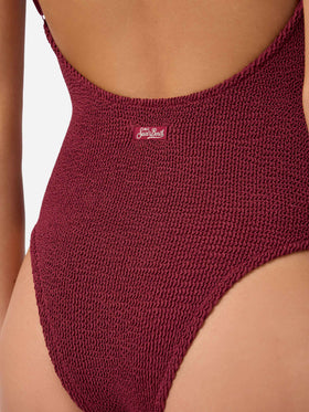 Bañador de una pieza Dara en tejido crinkle color burdeos 