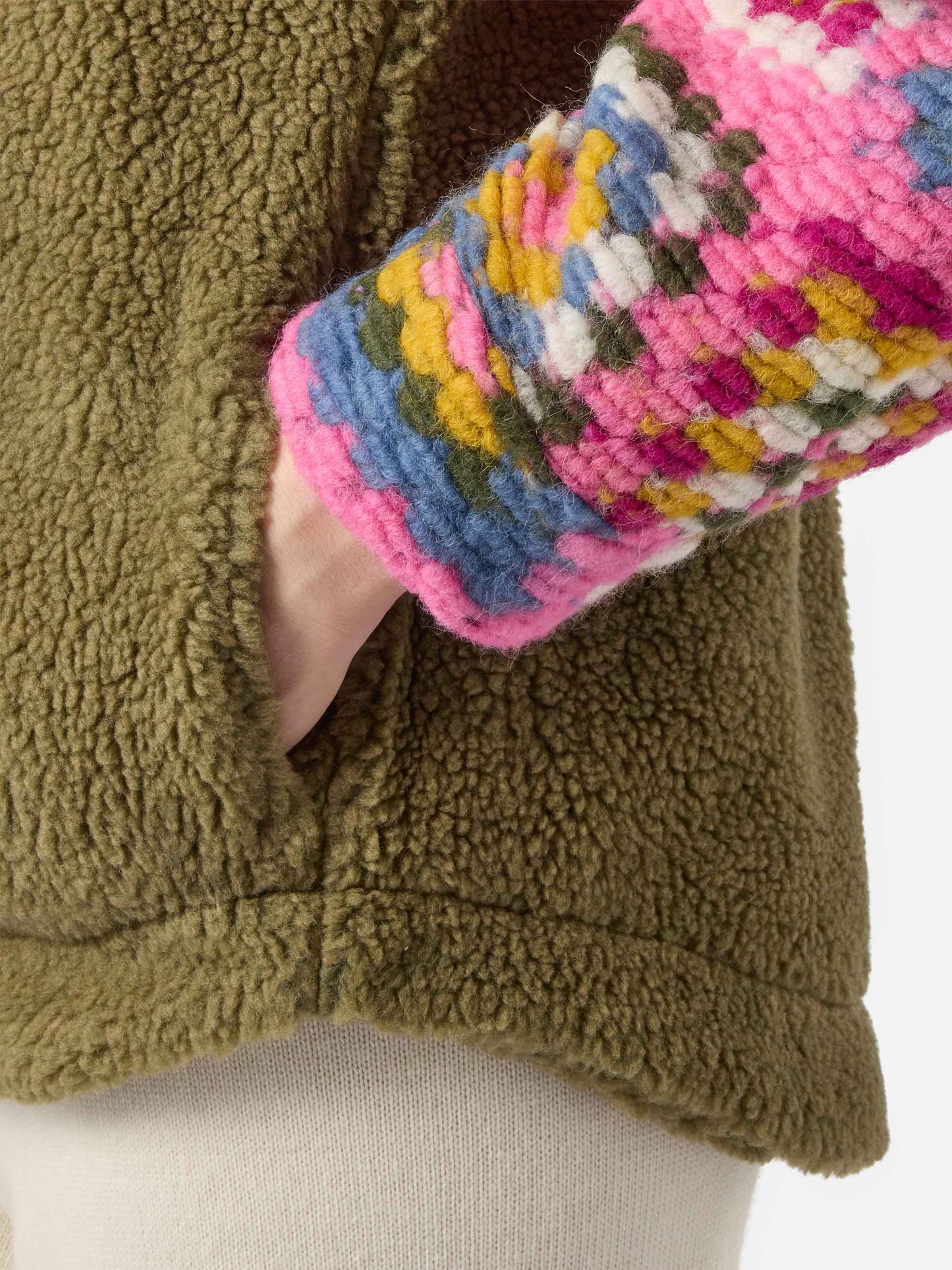 Surchemise Elys vert militaire avec détails au crochet 