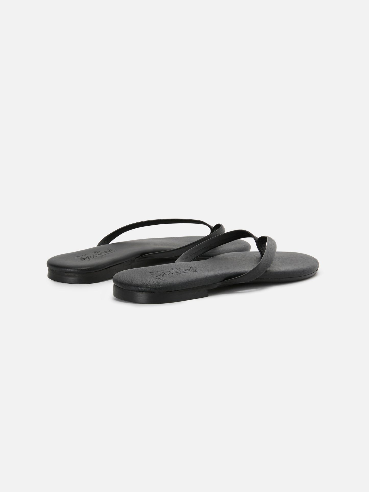 Chanclas Essentials de piel auténtica en negro 