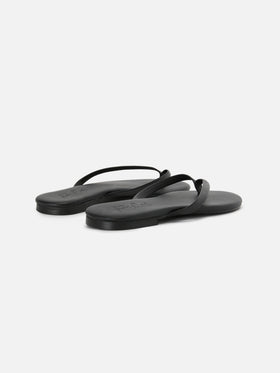 Chanclas Essentials de piel auténtica en negro 