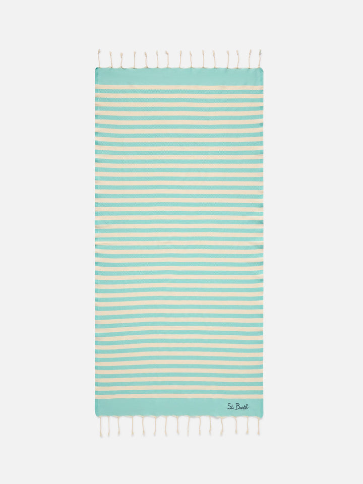 Toalla de playa fouta con rayas verde agua y blancas 