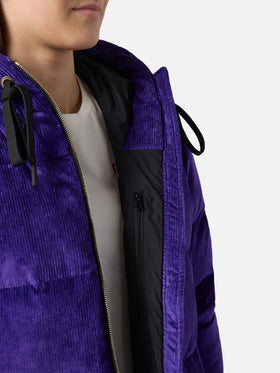 Chaqueta acolchada con capucha Geneve de pana morada 