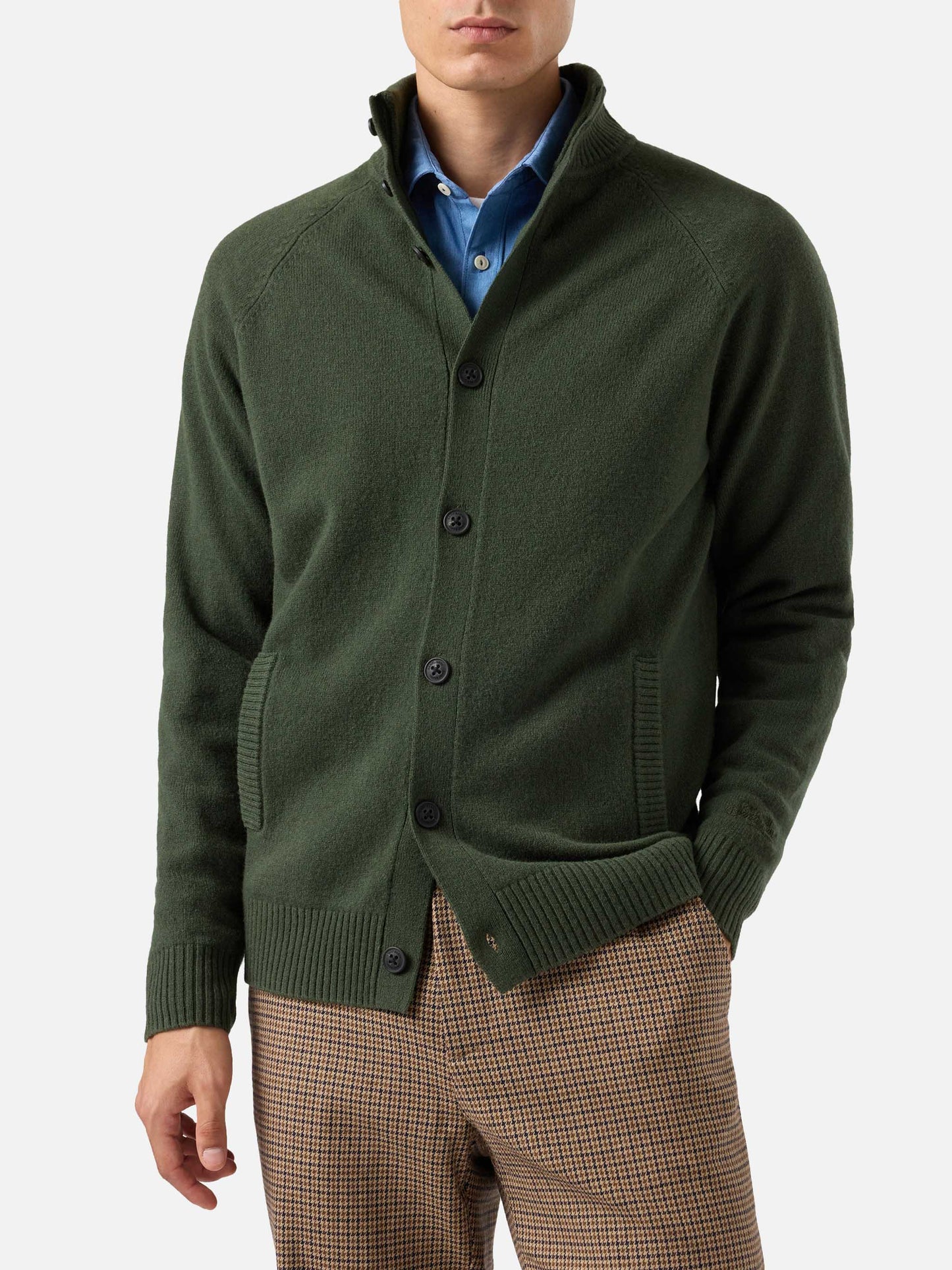 Militärgrüne Strickjacke Galway aus 100% Lammwolle