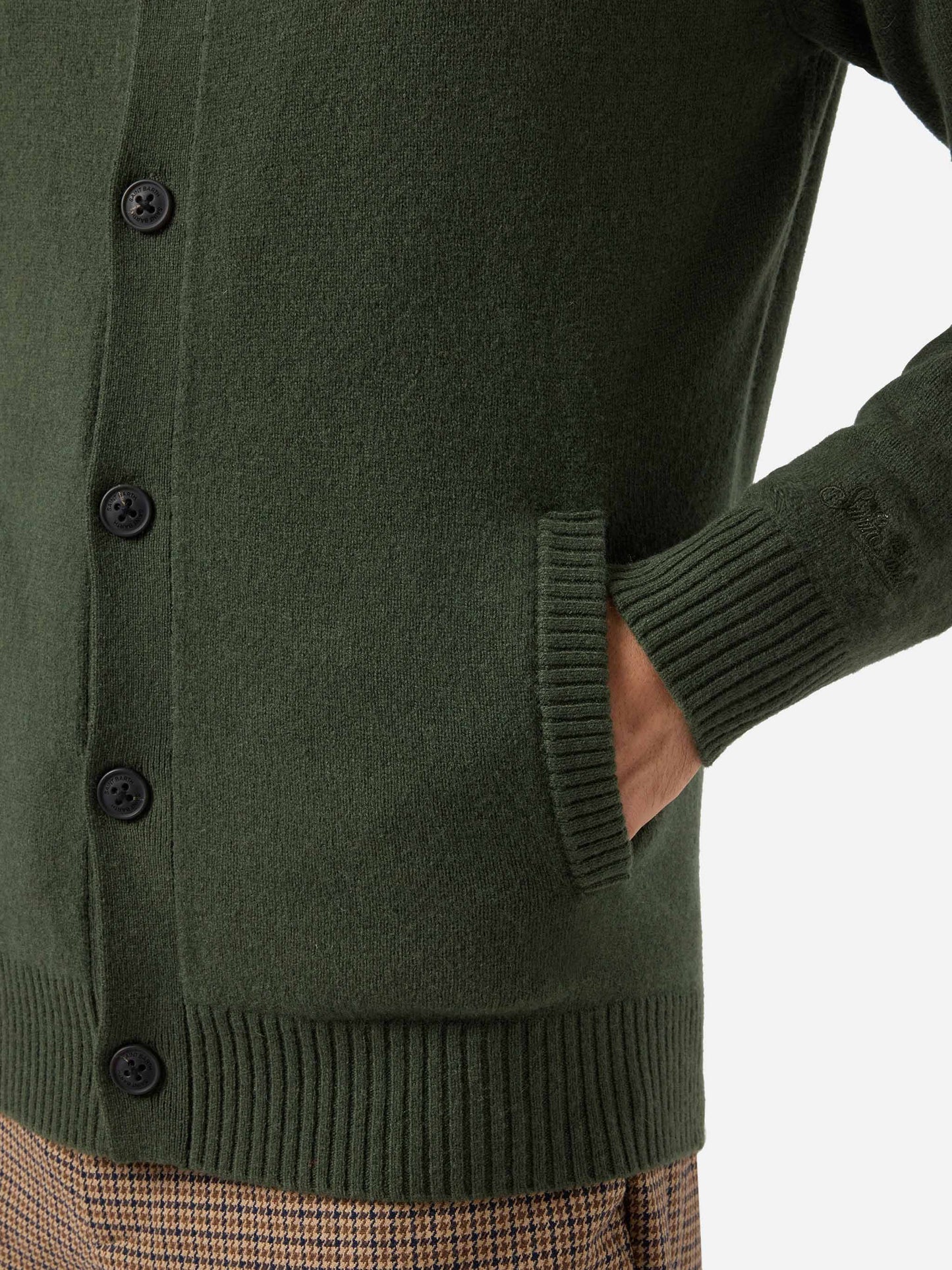 Militärgrüne Strickjacke Galway aus 100% Lammwolle