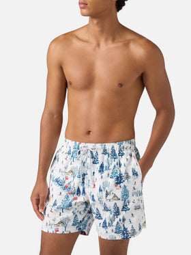 Mittellange Gustavia-Badeshorts mit Skilandschaftsmuster