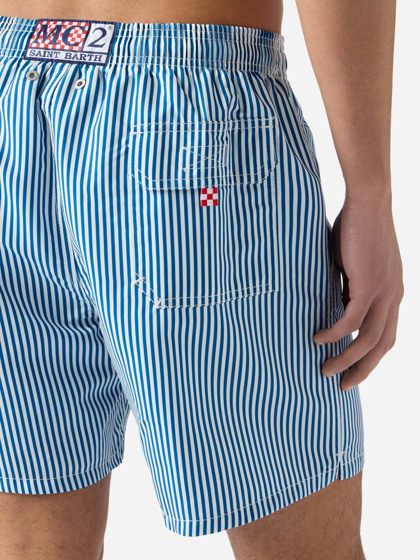 Short de bain Gustavia bleu à rayures avec broderie Sapore di Mare | Édition Spéciale 