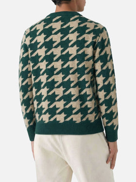 Heron P green sweater with Snoopy jacquard knit | SNOOPY – PEANUTS™ SPECIAL EDITION
