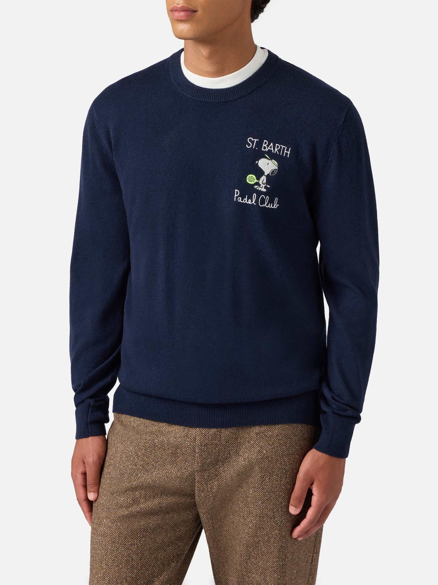 Rundhalspullover Heron Light mit Snoopy-Padelclub-Stickerei | PEANUTS SONDEREDITION