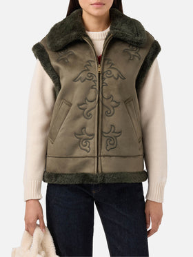 Gilet Hesketh en fausse peau lainée avec broderie western 