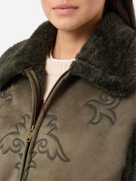 Gilet Hesketh en fausse peau lainée avec broderie western 