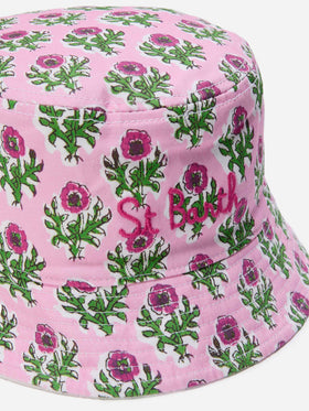 Wendbarer Fischerhut mit Boho-Blumenmuster und weißem Frottee