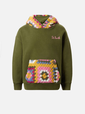Sudadera con capucha verde Jeune Jr con motivo de crochet 