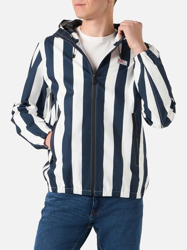 Giacca antivento Kauris a righe bianche e blu