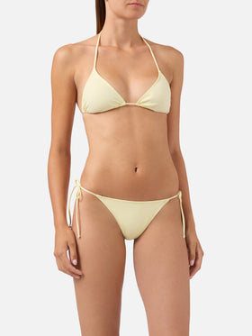 Bikini de triángulo Leah Marielle en amarillo mantequilla con lazos 