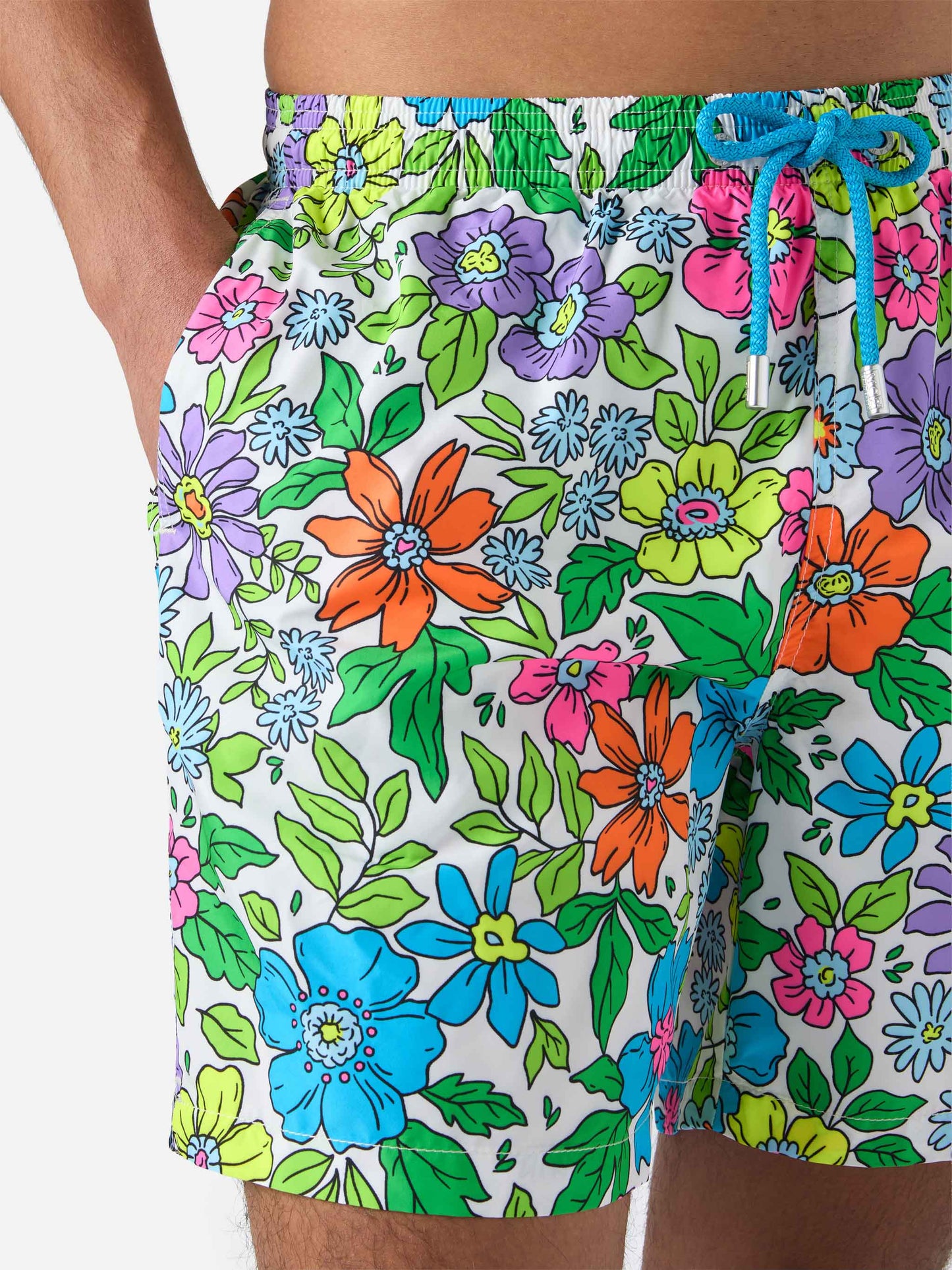 Lightweight fabric swim shorts Lighting with floral print