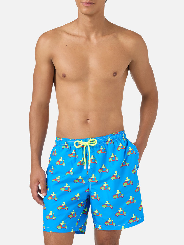 Bañador azul con estampado de patos en scooters | Edición Especial 