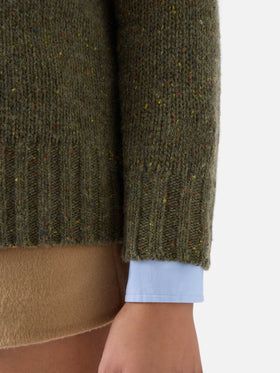 Jersey de cuello alto Meghan Donegal en mezcla de lana verde militar 
