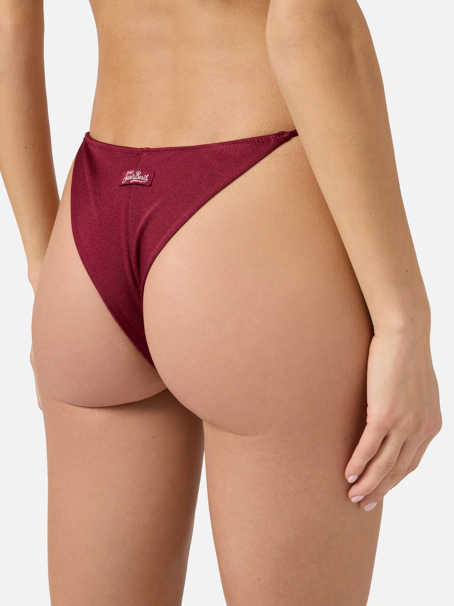 Slip mare Marielle modello brasiliana glossy finish bordeaux con charms