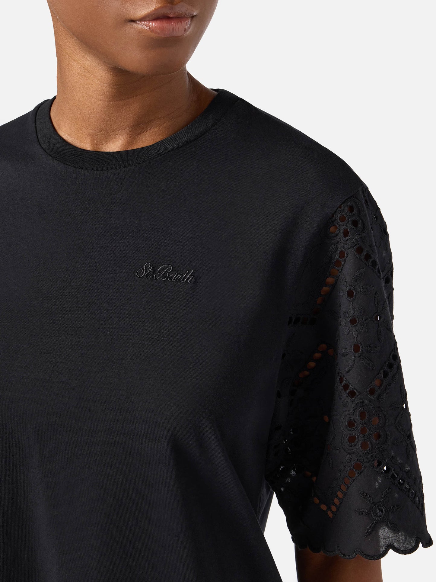 Black Maisa T-shirt with sangallo sleeves and St. Barth embroidery