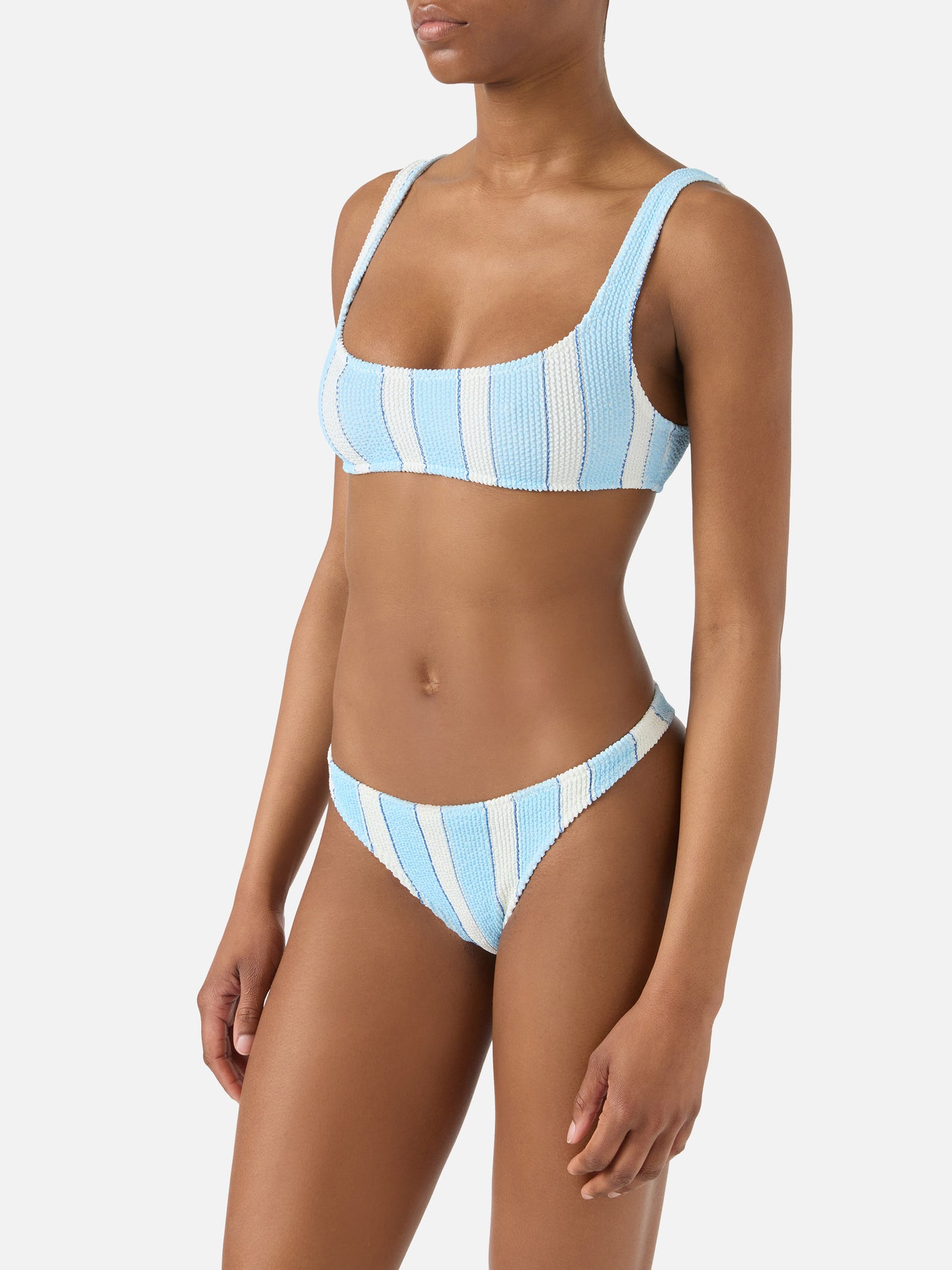 Bikini de tejido arrugado a rayas azul claro Naima Naomi 