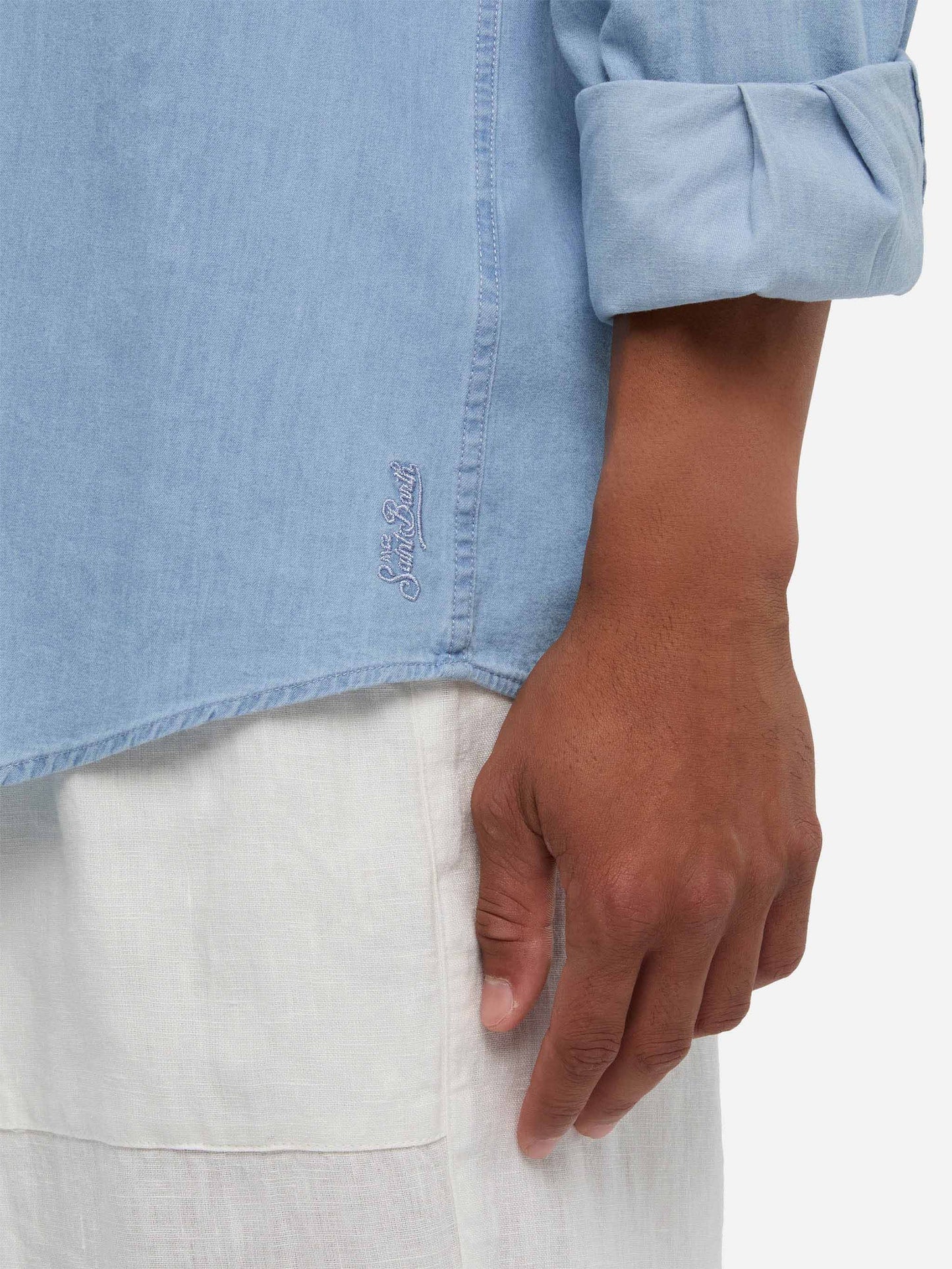 Camisa de chambray en denim azul claro Pamplona 