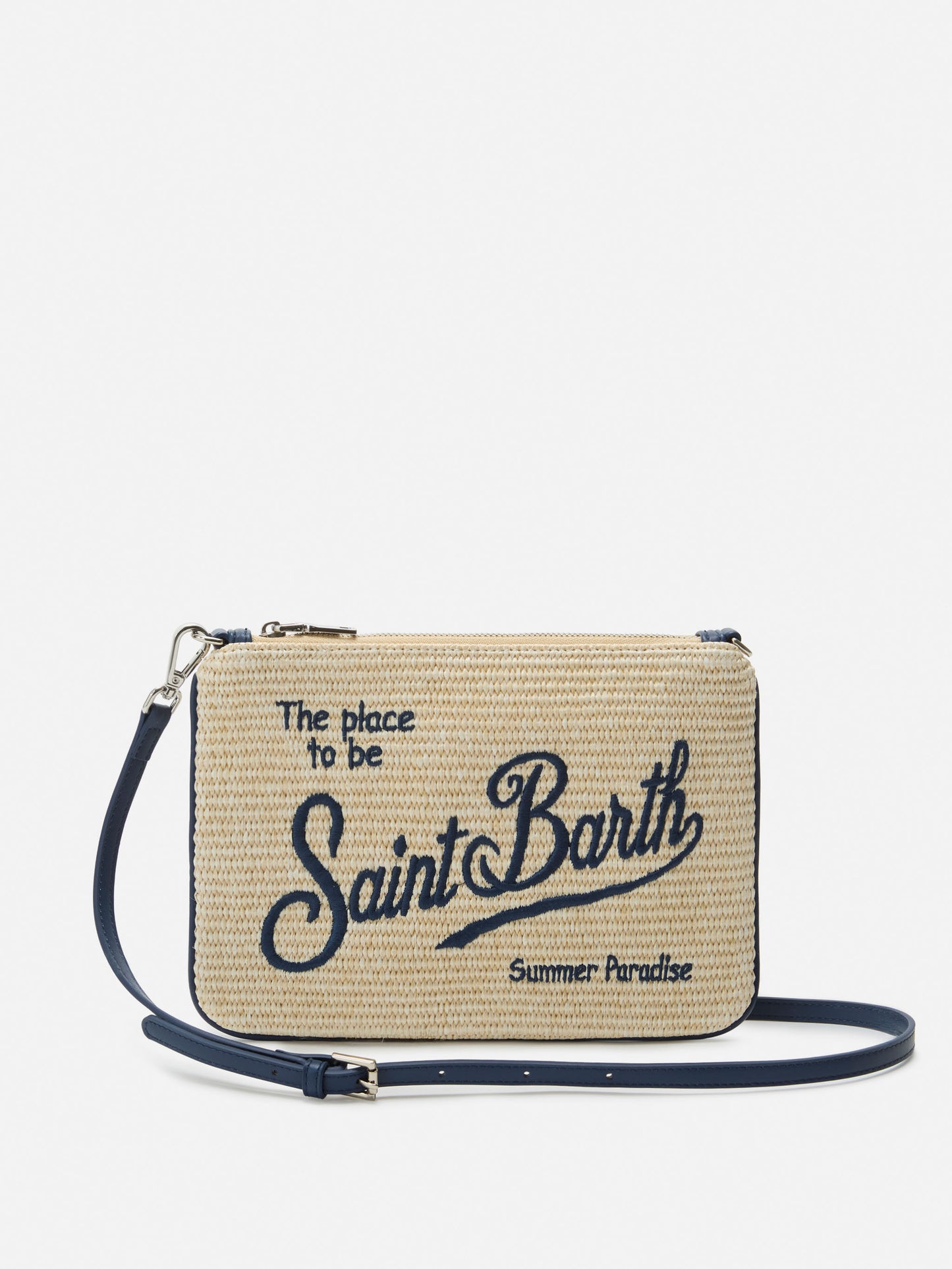 Parisienne – Beuteltasche in Strohoptik mit aufgesticktem Logo