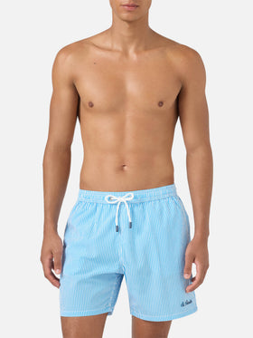 Bañador shorts de seersucker a rayas Patmos en bluette y blanco 